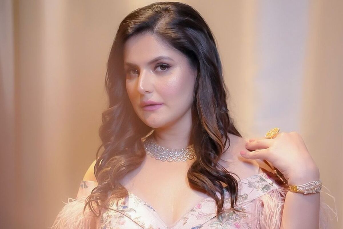In Pics: Zareen Khan Oozes Oomph at Pune Fashion Week