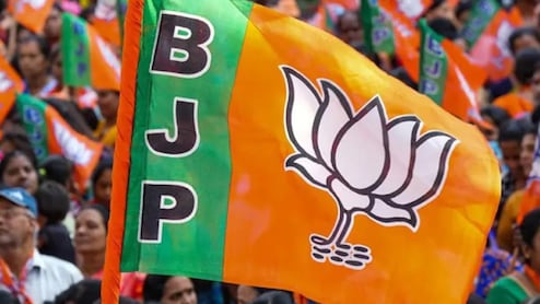 Nanded Nagar Parishad Result 2025 : नांदेडमध्ये भाजपाचा मोठा जुगार अंगलट, एकाच घरातील 6 जण एकाच वेळी पडले!