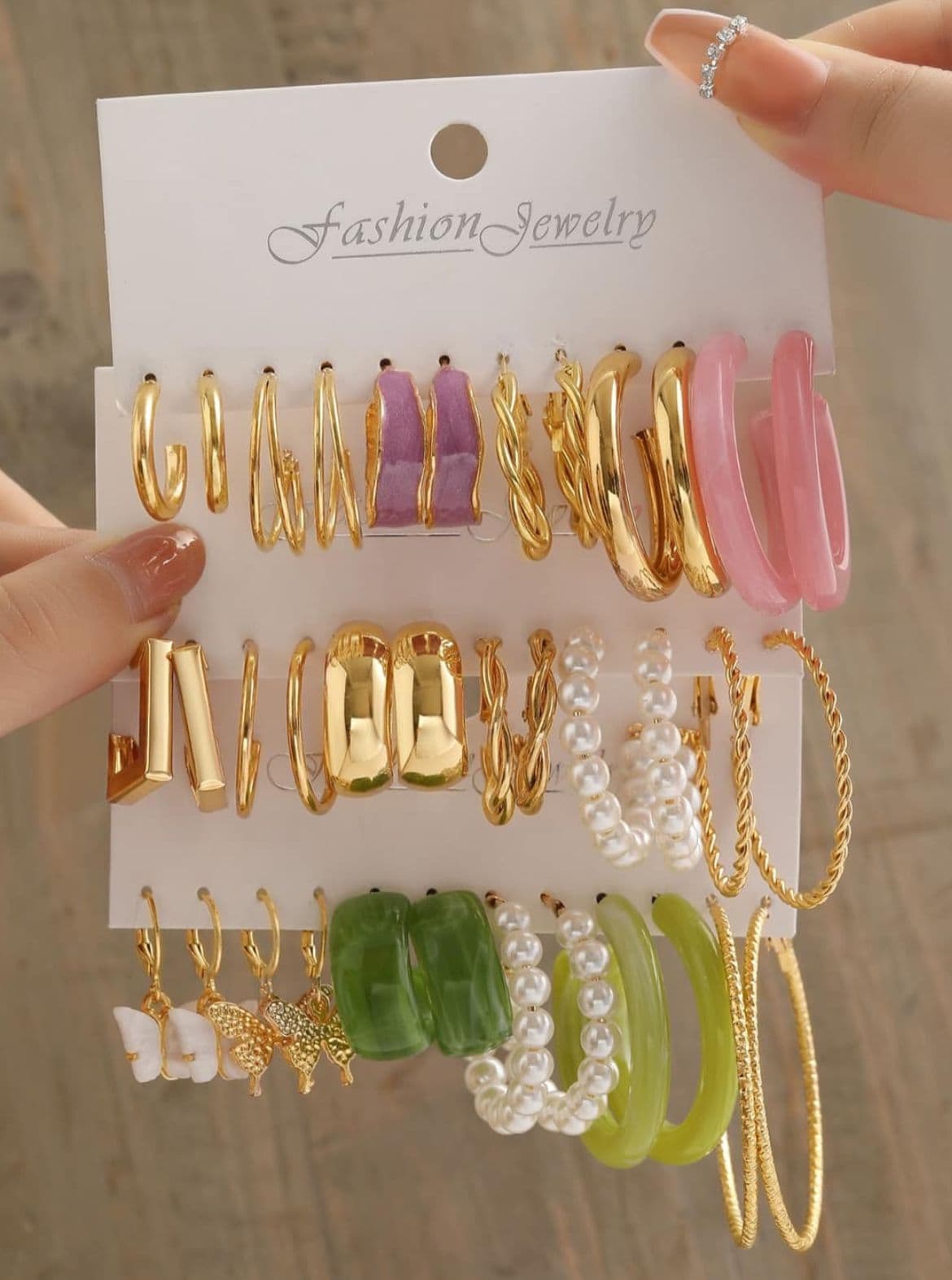 Best Deals On Stylish Earrings From Myntra Best Deals On Stylish Earrings From Myntra