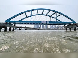 Mumbai Coastal Road: तारीख ठरली! कोस्टल रोड- वरळी वांद्रे सी लिंकला जोडणारा पुल वाहतुकीसाठी खुला होणार Mumbai Coastal Road: तारीख ठरली! कोस्टल रोड- वरळी वांद्रे सी लिंकला जोडणारा पुल वाहतुकीसाठी खुला होणार
