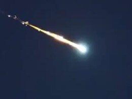 Meteorite Fell In Barmer: बाड़मेर के कई इलाकों में आसमान से 'उल्कापिंड' गिरने के दावे! तेज़ धमाके की आवाज़ से लोगों में दशहत Meteorite Fell In Barmer: बाड़मेर के कई इलाकों में आसमान से 'उल्कापिंड' गिरने के दावे! तेज़ धमाके की आवाज़ से लोगों में दशहत