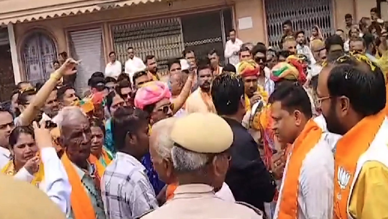 Lok Sabha Election 2024: बांसवाड़ा सीट पर कैसे दिलचस्प बनी कांग्रेस - BAP की लड़ाई?