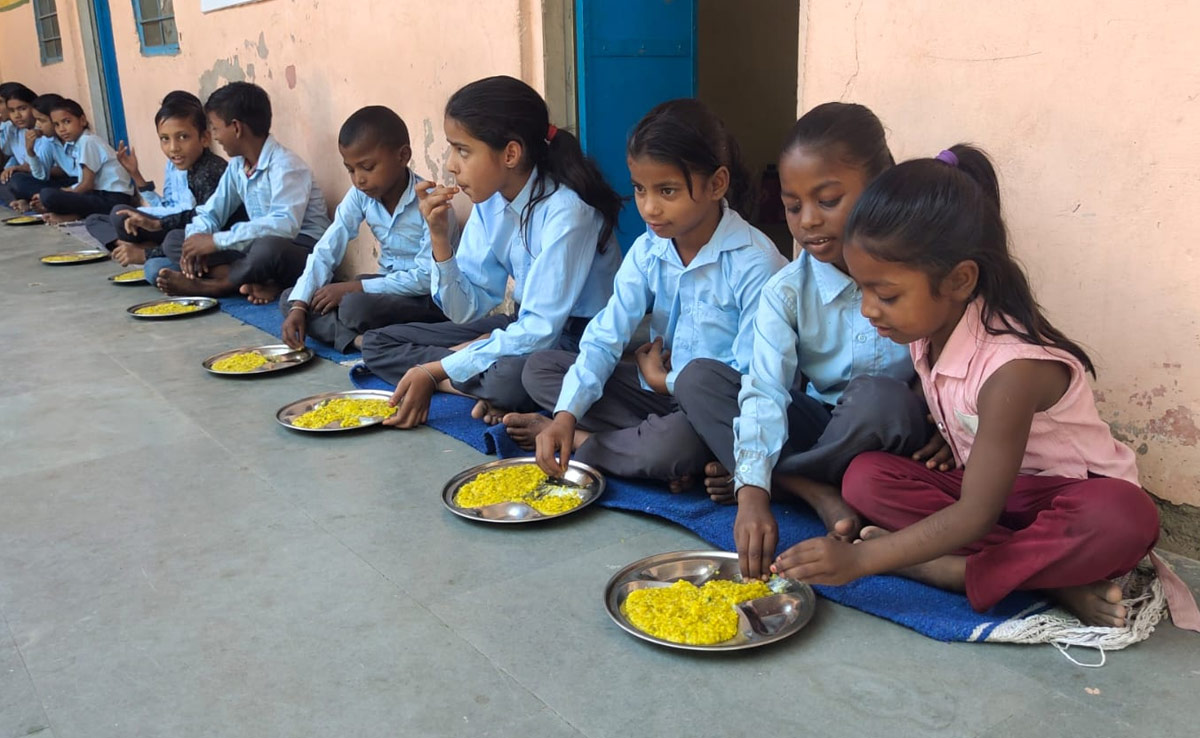 65 Students Fall Ill After Dead Chameleon Found In Mid-Day Meal In Jharkhand