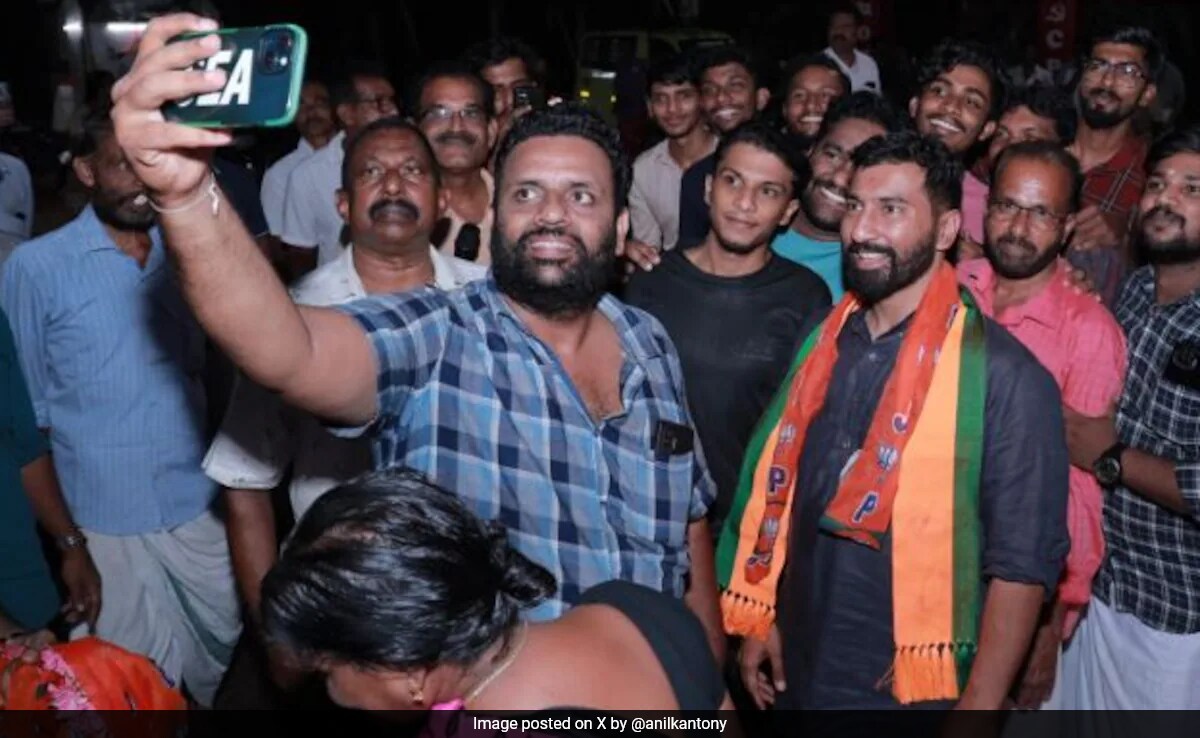 Lok Sabha Polls 2024: The Big Switch – Defectors In Phase 2 Lok Sabha Polls 2024: The Big Switch – Defectors In Phase 2