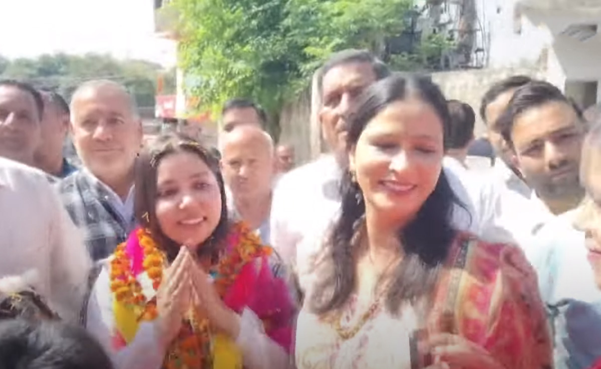 जम्‍मू-कश्‍मीर: पिता थे दर्जी, बेटी ने किया कमाल, बनीं जिले की पहली महिला जज