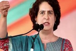प्रियंका के मंगलसूत्र वाले बयान पर छिड़ी जंग, BJP ने किया पलटवार प्रियंका के मंगलसूत्र वाले बयान पर छिड़ी जंग, BJP ने किया पलटवार