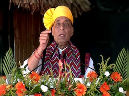 राजनाथ सिंह ने एके एंटोनी से कहा, आप अपने बेटे को वोट न दें, लेकिन उसे आशीर्वाद जरूर दें राजनाथ सिंह ने एके एंटोनी से कहा, आप अपने बेटे को वोट न दें, लेकिन उसे आशीर्वाद जरूर दें