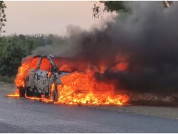 Banswara Car Fire: चलती कार में लगी भीषण आग, ड्राइवर ने कूदकर बचाई अपनी जान, वायरल हुआ वीडियो