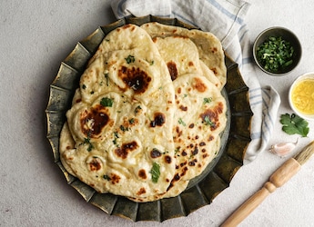 Amritsari Kulcha, Butter Garlic Naan Rank Among World's Top Five Breads Amritsari Kulcha, Butter Garlic Naan Rank Among World's Top Five Breads