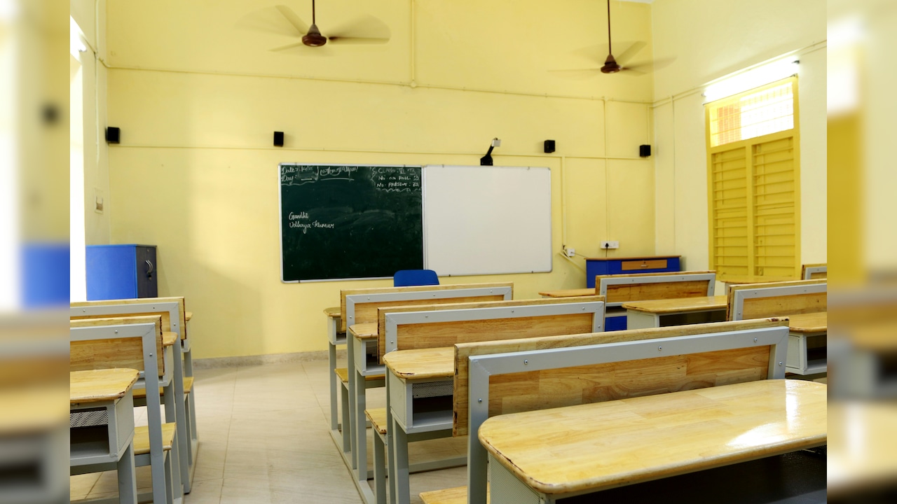 Manipur Shuts Schools, Colleges for 3 Days Amid Protests Over NRC, Census