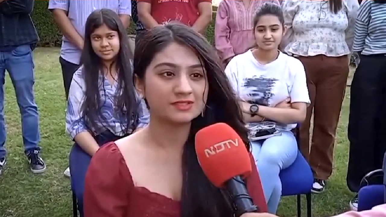 लोकसभा चुनाव को लेकर क्या सोचते हैं ग्वालियर के फर्स्ट टाइम वोटर्स?