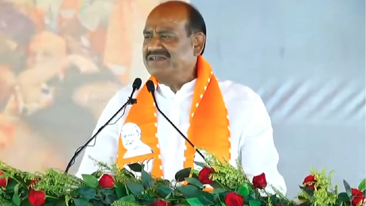 शाह की रैली में बिरला की हुंकार, कांग्रेस पर कुछ ऐसे कसा तंज !