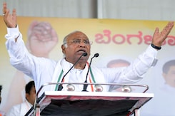 Mallikarjun Kharge Slams BJP, PM Modi: "We Built This Country" Mallikarjun Kharge Slams BJP, PM Modi: "We Built This Country"