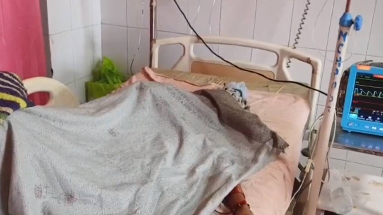 डेढ़ साल के बच्चे को चाकू की नोंक पर रखकर मां के साथ दुष्कर्म