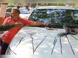 '...तर चपलेचा हार गळ्यात घालू' ओबीसी विरूद्ध मराठा वाद पेटणार? '...तर चपलेचा हार गळ्यात घालू' ओबीसी विरूद्ध मराठा वाद पेटणार?