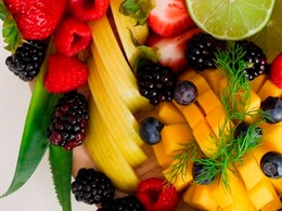 Nutritionist Shares 5 Water-Rich Foods That Hydrate Your Body From Within Nutritionist Shares 5 Water-Rich Foods That Hydrate Your Body From Within