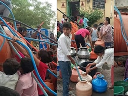 पाणीबाणी! 15 दिवसातून एकदा पाणी अन् 2 किलोमीटरची पायपीट