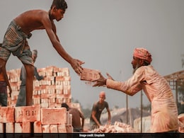 International Labor Day 2024: इस साल मजदूर दिवस थीम क्या है? कैसा है इसका इतिहास जानिए यहां International Labor Day 2024: इस साल मजदूर दिवस थीम क्या है? कैसा है इसका इतिहास जानिए यहां