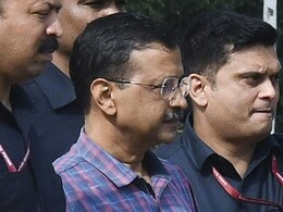 दिल्ली शराब नीति केस: अरविंद केजरीवाल, के. कविता अभी जेल में ही रहेंगे, हिरासत 14 दिन बढ़ाई गई दिल्ली शराब नीति केस: अरविंद केजरीवाल, के. कविता अभी जेल में ही रहेंगे, हिरासत 14 दिन बढ़ाई गई