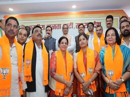MP News: लोकसभा चुनाव से पहले कांग्रेस को लगा एक और बड़ा झटका, पूर्व विधायक सहित कई बड़े नेता BJP में शामिल... MP News: लोकसभा चुनाव से पहले कांग्रेस को लगा एक और बड़ा झटका, पूर्व विधायक सहित कई बड़े नेता BJP में शामिल...