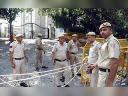 दिल्ली में पहले ही दिन नए कानून से 300 नई FIR दिल्ली में पहले ही दिन नए कानून से 300 नई FIR