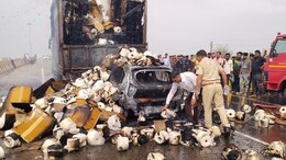 राजस्थान में भीषण सड़क हादसा, ट्रक और कार की भिड़ंत में यूपी के 7 लोगों की झुलसकर मौत