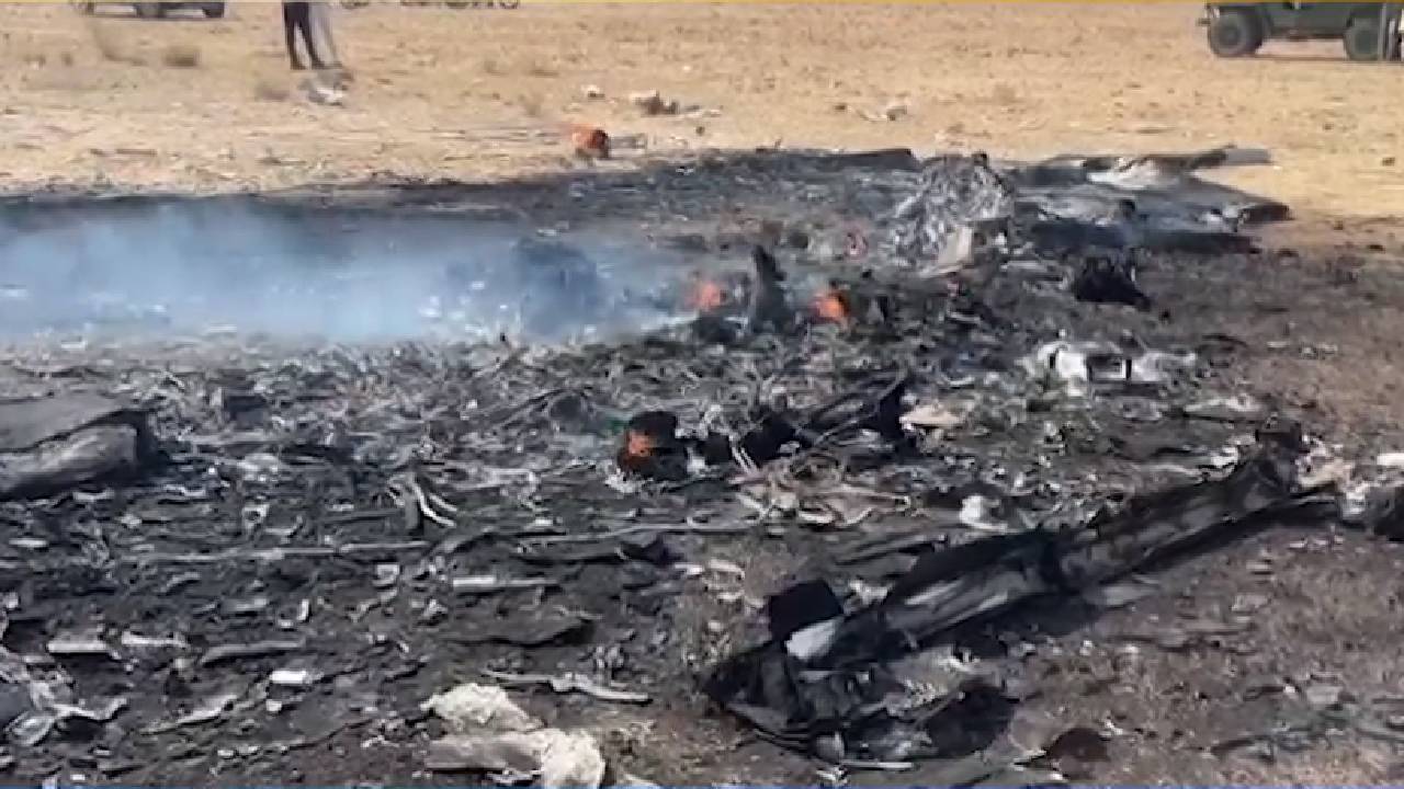 Jaisalmer Plane Crash Today: जैसलमेर में क्रैश हुआ टोही विमान, तेज धमाके के बाद लगी आग