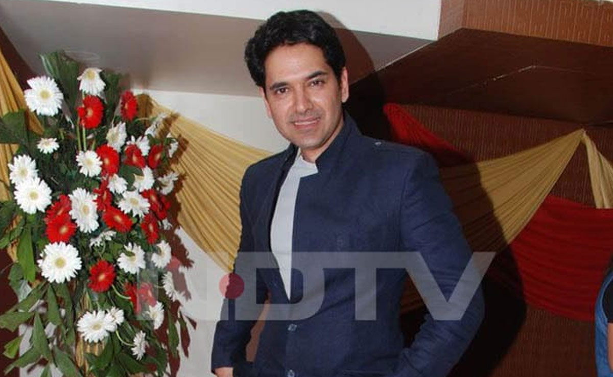 "शादी ही नहीं अंतिम संस्कार में भी जाने से होती है गाढ़ी कमाई", इस एक्टर ने बॉलीवुड सितारों के खोले राज