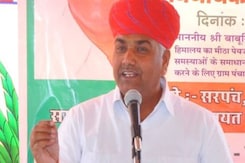 Shergarh के MLA Babu Singh Rathore की दबंगई, Election के दौरान BSF जवान  को धमकाने का Video Viral Shergarh के MLA Babu Singh Rathore की दबंगई, Election के दौरान BSF जवान  को धमकाने का Video Viral