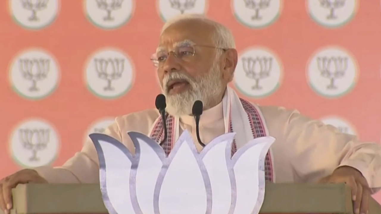 Lok Sabha Election 2024: मुरैना में बरसे पीएम मोदी, कहा- कांग्रेस ने देश के टुकड़े कर दिए