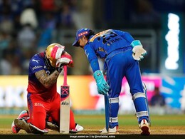 Ishan Kishan Sledges Injured Faf Du Plessis After MI Pacer's Screamer Hits RCB Captain Hard. Pics Viral Ishan Kishan Sledges Injured Faf Du Plessis After MI Pacer's Screamer Hits RCB Captain Hard. Pics Viral