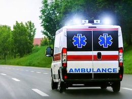 संतापजनक! रुग्णवाहिका न मिळाल्याने महिलेची रस्त्यातच प्रस्तूती, नवजात अर्भकाला बांधले झाडाला