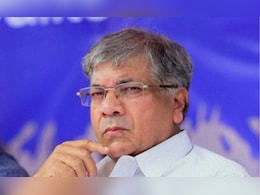 आंबेडकरांना धक्का! वंचितमध्ये फूट? 'या' जिल्ह्यात फटका बसणार? आंबेडकरांना धक्का! वंचितमध्ये फूट? 'या' जिल्ह्यात फटका बसणार?