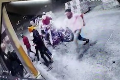 Night Attack On Madhya Pradesh Toll Plaza, 2 Drown In Well While Fleeing Night Attack On Madhya Pradesh Toll Plaza, 2 Drown In Well While Fleeing