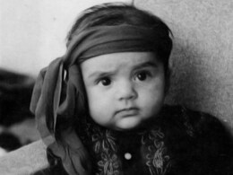 हिट फिल्म की रिलीज से पहले ही देश छोड़कर चला गया था ये एक्टर, फैमिली में हैं 3 सुपरस्टार्स लेकिन खुद... हिट फिल्म की रिलीज से पहले ही देश छोड़कर चला गया था ये एक्टर, फैमिली में हैं 3 सुपरस्टार्स लेकिन खुद...