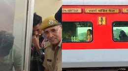 Gangapur City: स्वर्ण मंदिर एक्सप्रेस ट्रेन में पैसेंजर की बिगड़ी तबियत, अस्पताल में मौत
