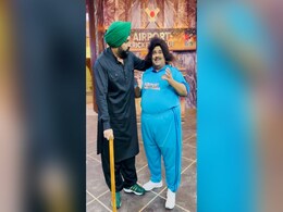 सिद्धू बन कपिल शर्मा ने दिया घर बैठे पैसा कमाने का नुस्खा, बताया मोबाइल से किस तरह कमाएं हजारों रुपये सिद्धू बन कपिल शर्मा ने दिया घर बैठे पैसा कमाने का नुस्खा, बताया मोबाइल से किस तरह कमाएं हजारों रुपये