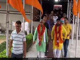 Trinamool, BJP Workers Clash In Bengal, MP Dilip Ghosh Was Present Trinamool, BJP Workers Clash In Bengal, MP Dilip Ghosh Was Present