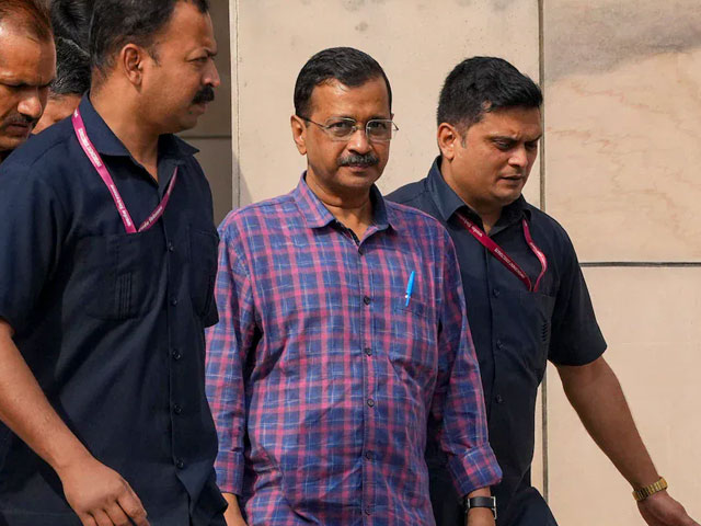 "इस पर तो जुर्माना लगना चाहिए":  केजरीवाल को CM पद से हटाने वाली याचिका पर दिल्ली हाईकोर्ट