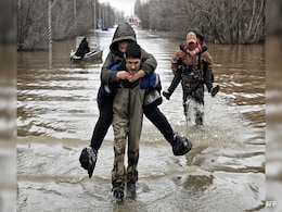 "Putin, Help": Rare Protest In Russia Over Worst Flooding In Decades "Putin, Help": Rare Protest In Russia Over Worst Flooding In Decades