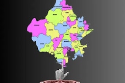 राजस्थान की इन सीटों पर त्रिकोणीय मुकाबला, समझिए सियासी गणित राजस्थान की इन सीटों पर त्रिकोणीय मुकाबला, समझिए सियासी गणित