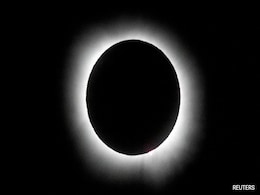 Watch: Mexico Plunges Into Complete Darkness As Total Solar Eclipse Hits Watch: Mexico Plunges Into Complete Darkness As Total Solar Eclipse Hits