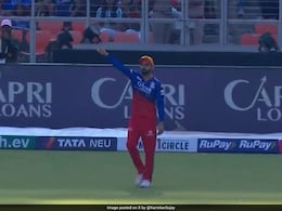 Watch: Virat Kohli Gives Shahrukh Khan Fiery Sendoff After Mohammed Siraj Cleans Up GT Star