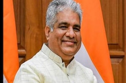 अलवर: महंगाई, बेरोजगारी बड़ा मुद्दा, जनता को किस पर भरोसा? अलवर: महंगाई, बेरोजगारी बड़ा मुद्दा, जनता को किस पर भरोसा?