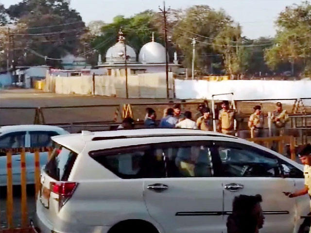 Supreme Court Refuses To Stay "Scientific Survey" At Bhojshala Complex In Madhya Pradesh