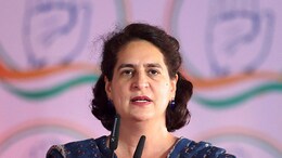 प्रियंका गांधी के खिलाफ हो रही साजिश, पार्टी के लोग ही नहीं चाहते कि वो संसद पहुंचे... आचार्य प्रमोद कृष्णम का बड़ा बयान