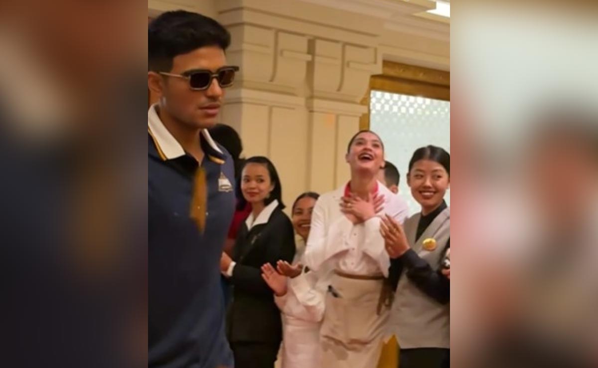 Shubman Gill Fangirl's Priceless Reaction After Seeing Him Is Viral
