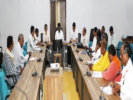 नाम वापसी के बाद खंडवा में बचे 11 उम्मीदवार, इंदौर जैसा उलटफेर यहां नहीं, ये था कांग्रेस का प्लान B नाम वापसी के बाद खंडवा में बचे 11 उम्मीदवार, इंदौर जैसा उलटफेर यहां नहीं, ये था कांग्रेस का प्लान B