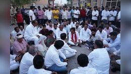 Lok Sabha Election 2024: जोधपुर में दिनभर शांति पूर्ण मतदान के बीच शाम को हंगामा, अनशन पर बैठ गए कांग्रेस प्रत्याशी