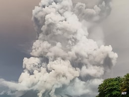 Indonesia Volcano Erupts, Thousands Evacuated Over Tsunami Threat Indonesia Volcano Erupts, Thousands Evacuated Over Tsunami Threat